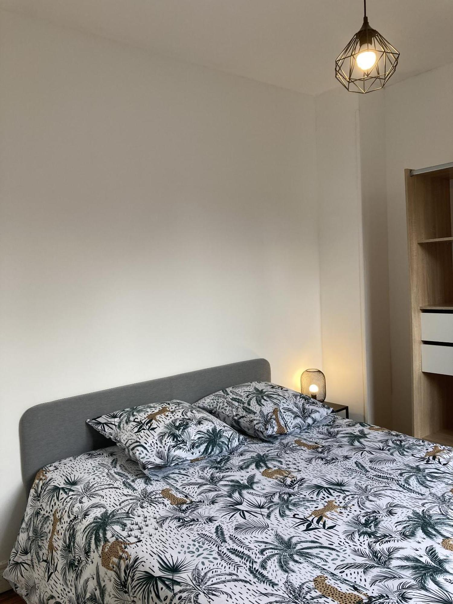 Location Appartement Des Pyrenees Borderes-sur-l'Echez Bilik gambar