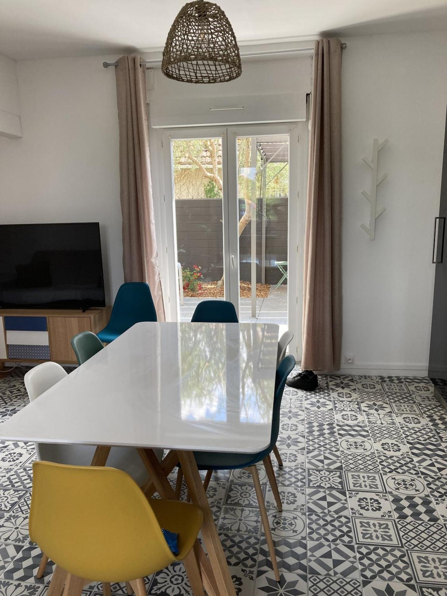 Location Appartement Des Pyrenees Borderes-sur-l'Echez Bilik gambar